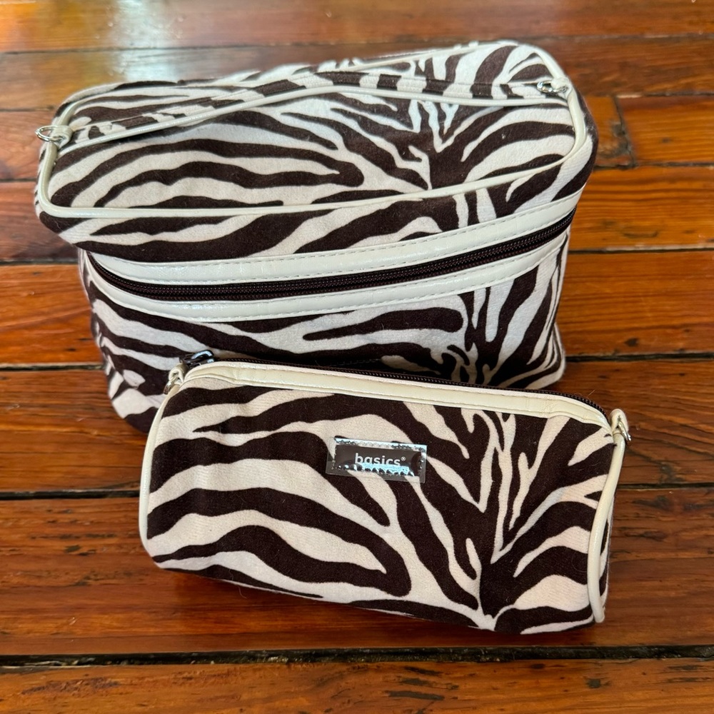 🧩 3/$20 Basics Brown Zebra Print Set of 2 Cosmetic Bag NWT